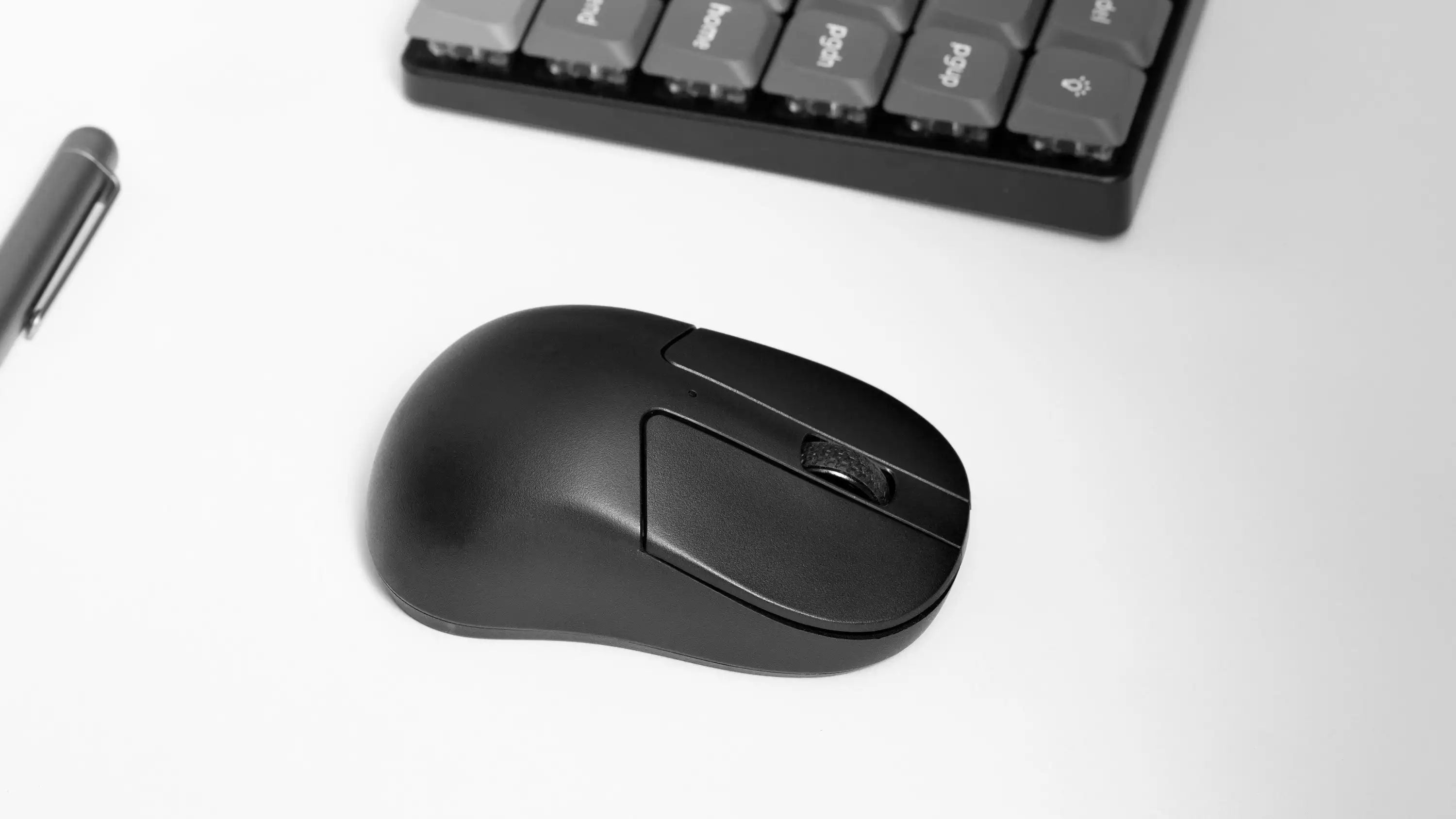 Keychron M4 Wireless 2.4GHz & Bluetooth USB Wired Optical Mouse Type-C Wired Mice